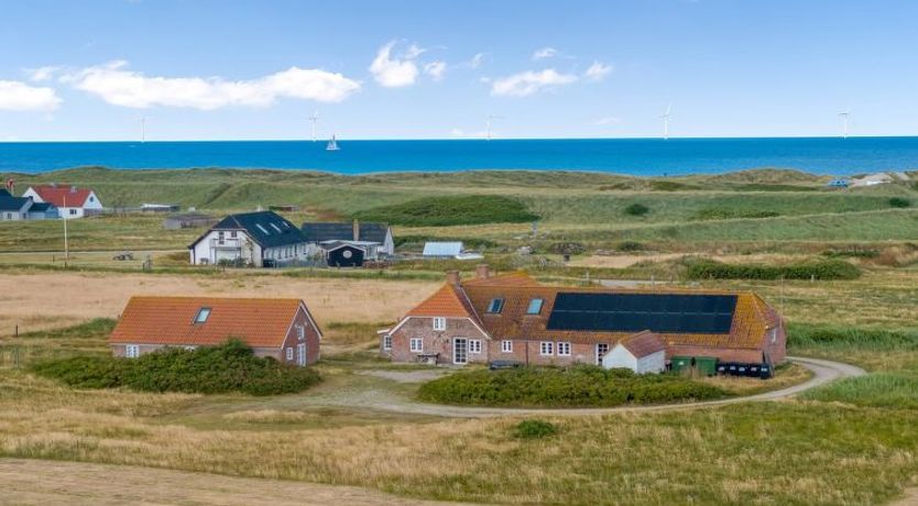 Photo of "Answald" - 250m from the sea