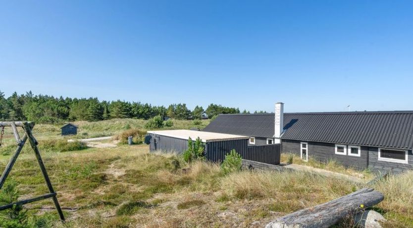 Photo of "Tameran" - 700m from the sea