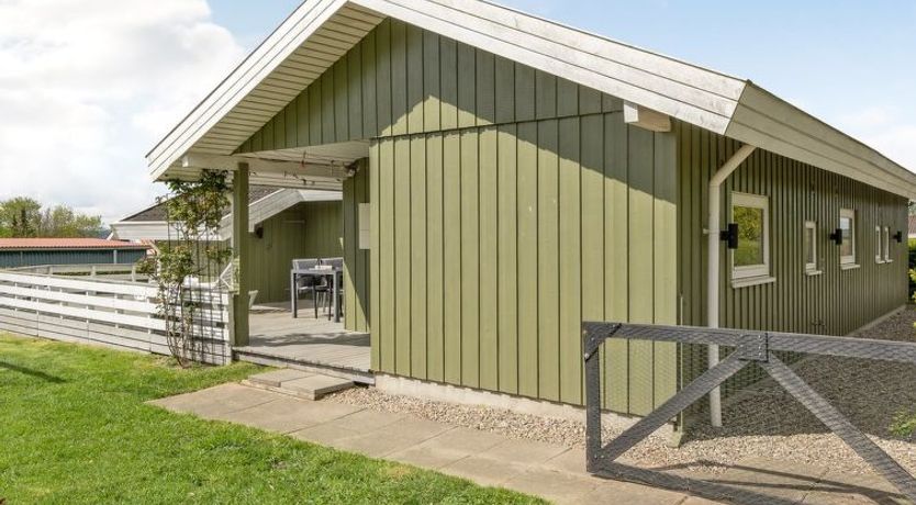 Photo of "Guldborg" - 400m to the fjord