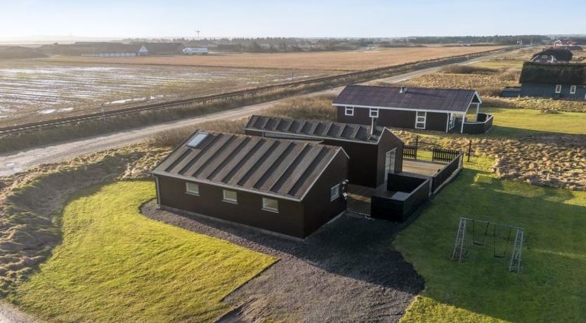 Photo of "Damaskin" - 300m from the sea