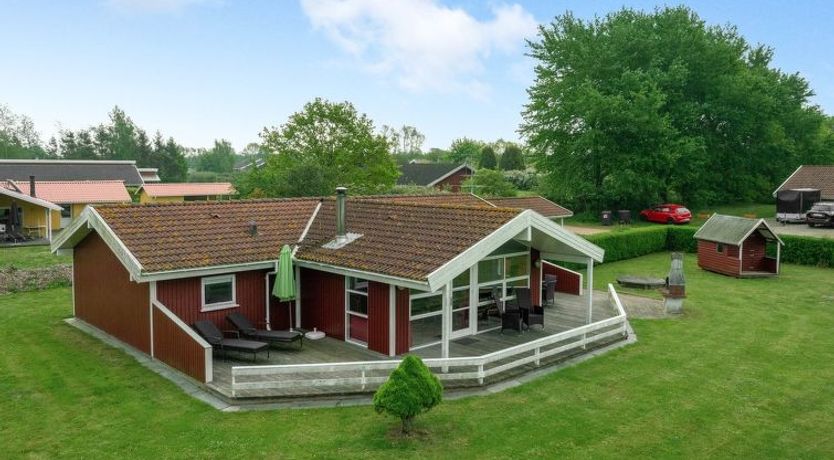 Photo of "Folke" - 250m from the sea