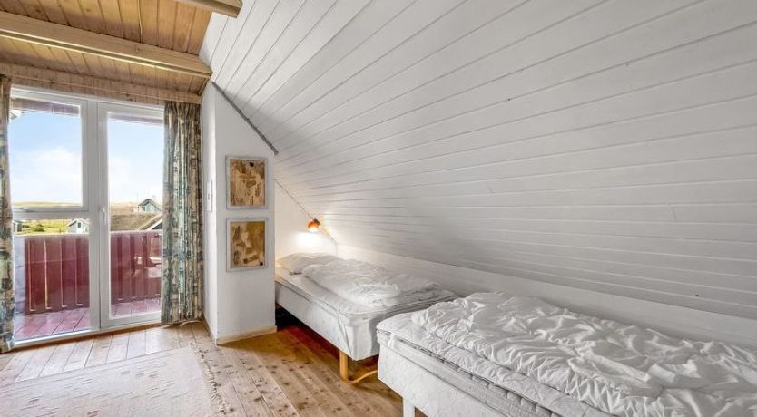 Photo of "Iines" - 200m from the sea