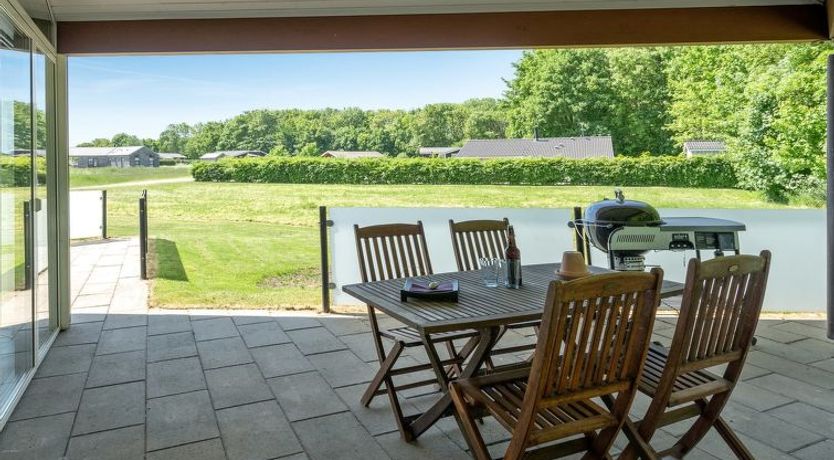 Photo of "Helena" - 250m from the sea