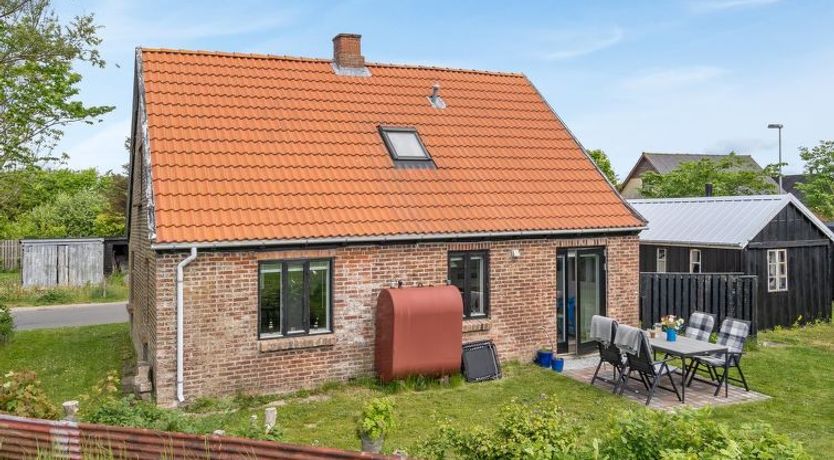 Photo of "Nevis" - 1.5km from the sea