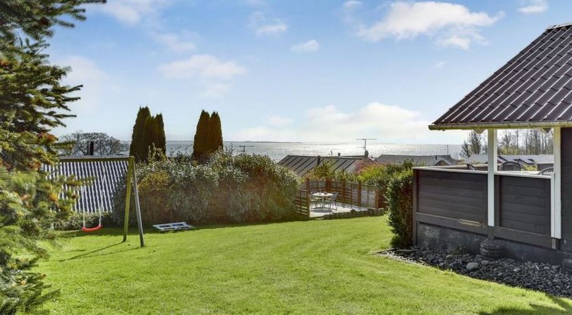 Photo of "Hera" - 200m from the sea