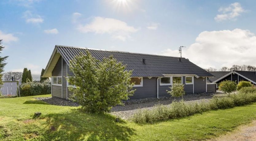 Photo of "Hera" - 200m from the sea