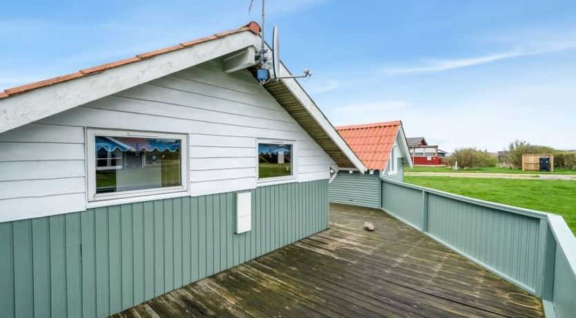 Photo of "Lonne" - 750m to the fjord