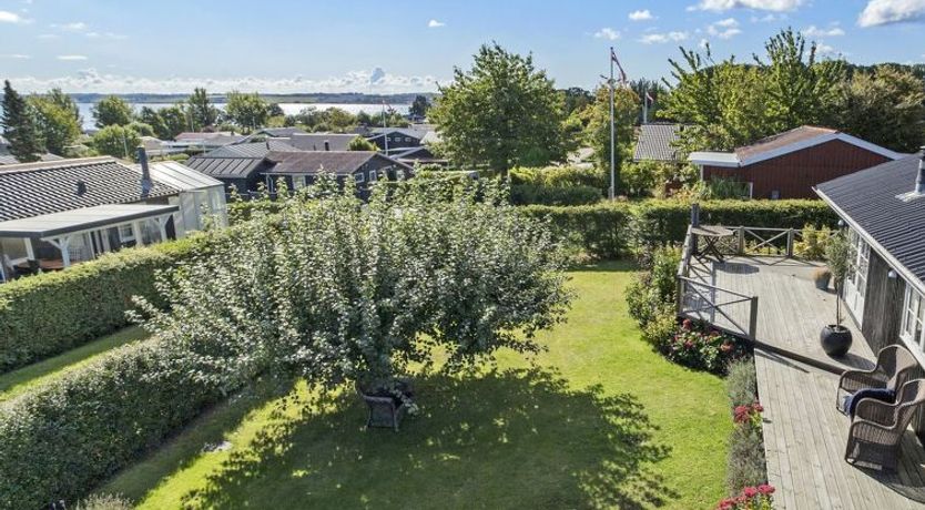 Photo of "Sinika" - 400m from the sea