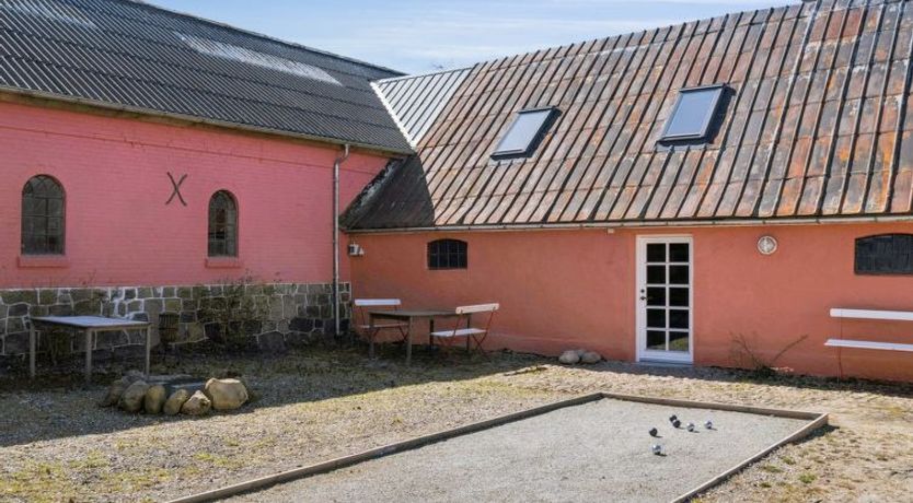 Photo of "Elisabetha" - 16km from the sea