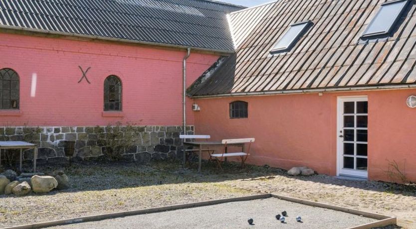 Photo of "Elisabetha" - 16km from the sea