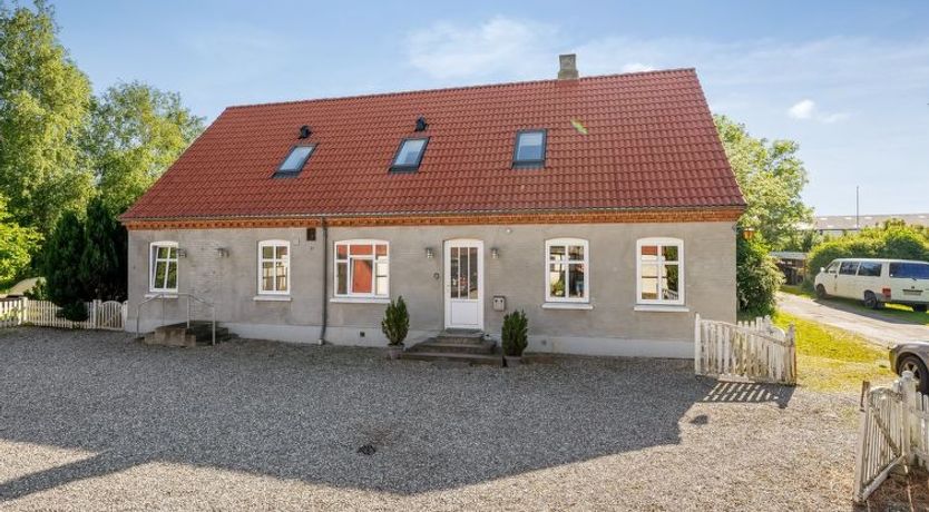 Photo of "Thorward" - 1.5km from the sea