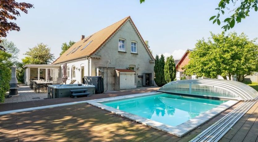 Photo of "Thorward" - 1.5km from the sea