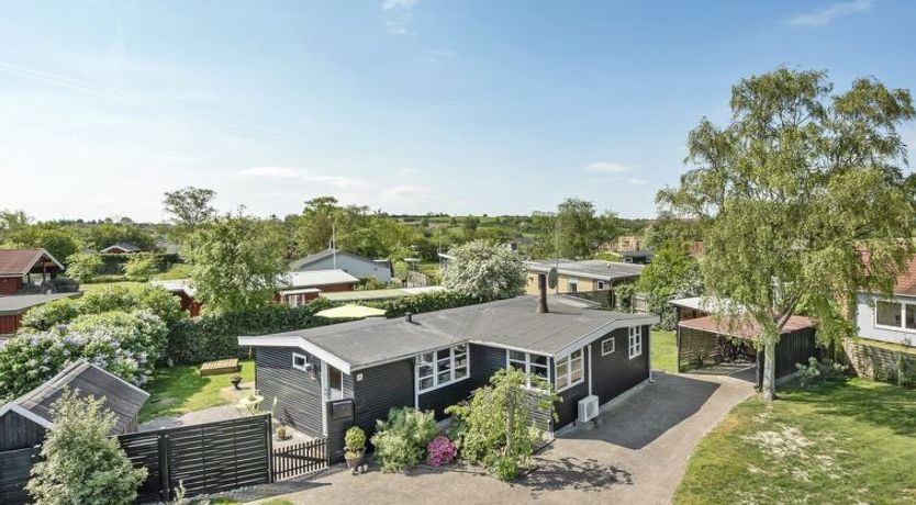 Photo of "Tyyni" - 75m from the sea