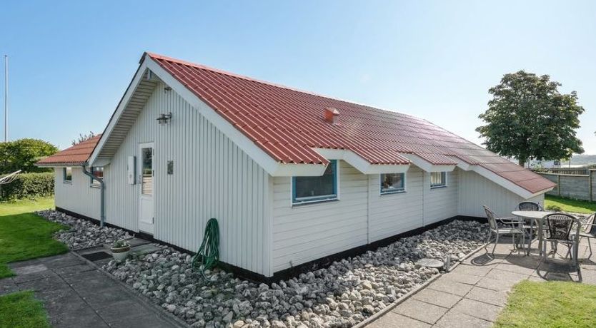 Photo of "Katrina" - 50m to the fjord