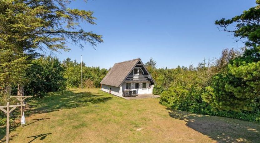 Photo of "Amelia" - 250m to the fjord