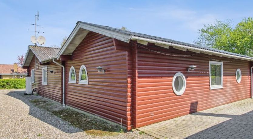 Photo of "Aku" - 24km from the sea