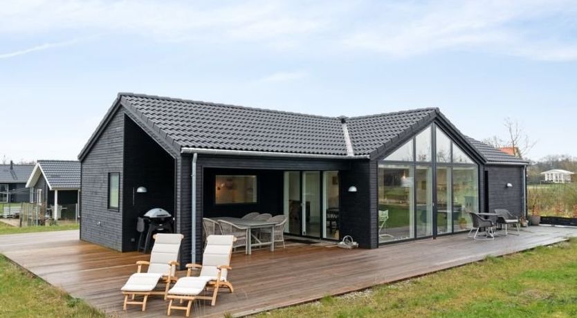 Photo of "Gregor" - 300m from the sea