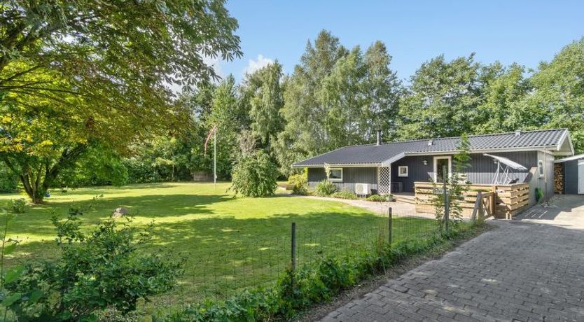 Photo of "Maiken" - 1.5km from the sea