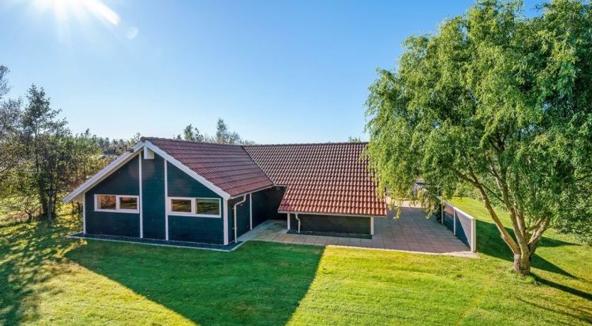 Photo of "Thit" - 1.2km to the fjord