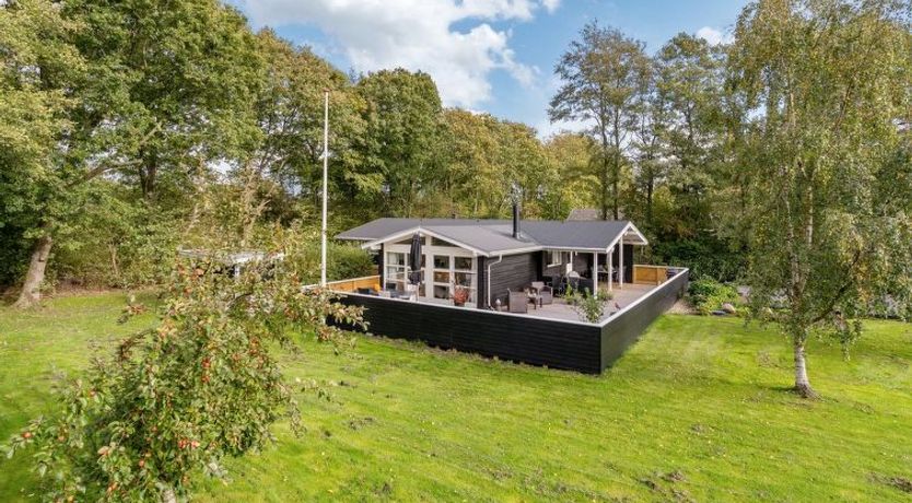 Photo of "Emmanuela" - 700m to the fjord