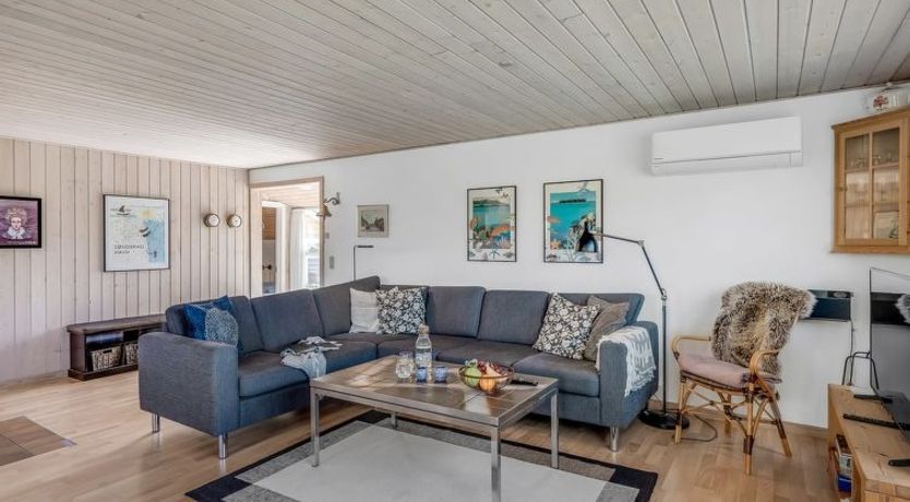 Photo of "Tedora" - 300m from the sea