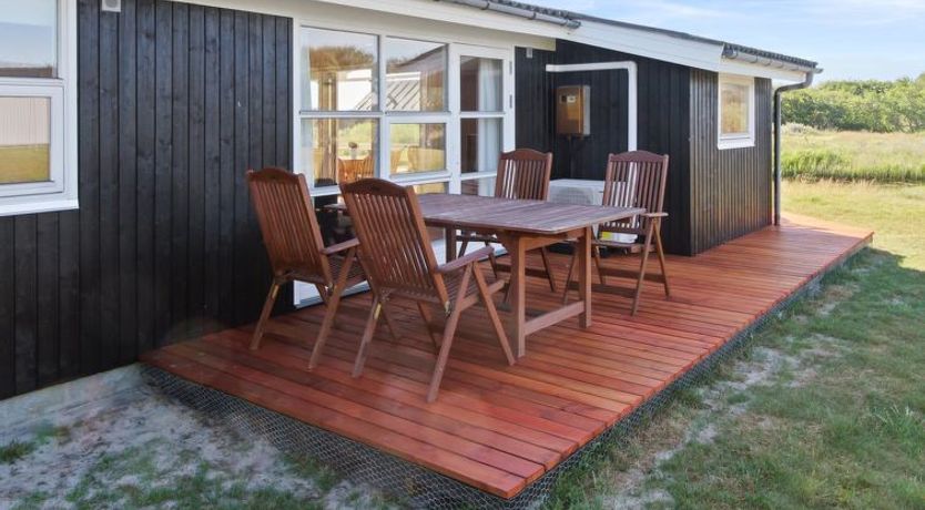 Photo of "Allis" - 400m from the sea