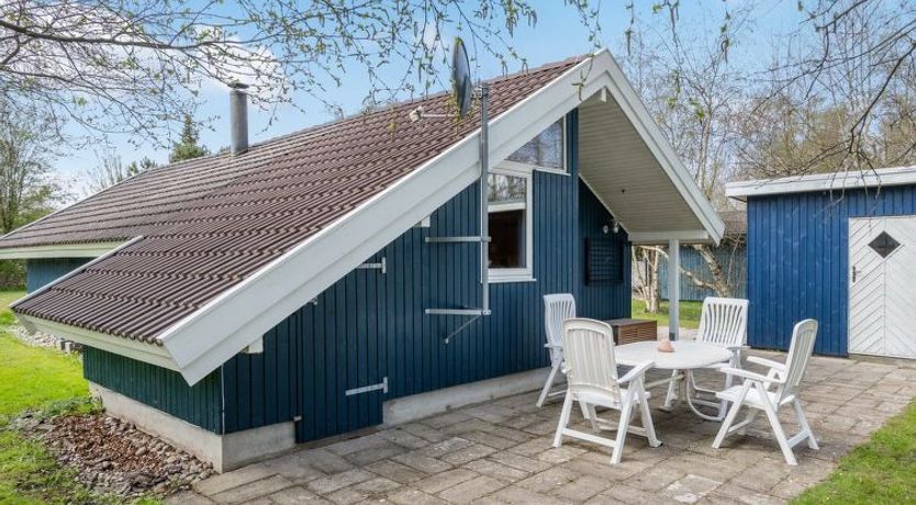 Photo of "Norna" - 300m from the sea