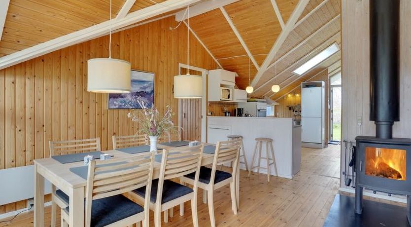 Photo of "Norna" - 300m from the sea