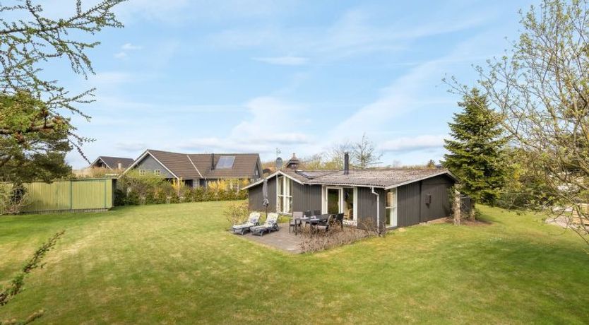 Photo of "Hope" - 350m to the fjord