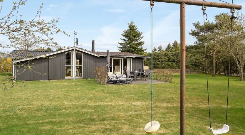 Photo of "Hope" - 350m to the fjord