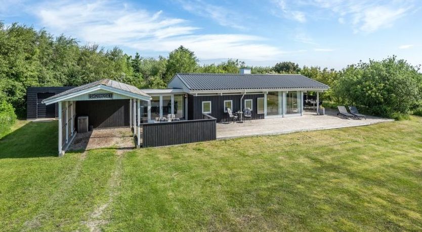 Photo of "Anund" - 1.4km from the sea