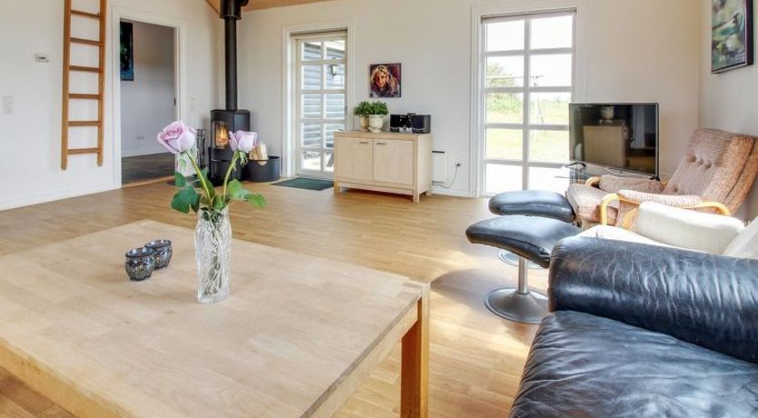 Photo of "Suvi" - 900m from the sea