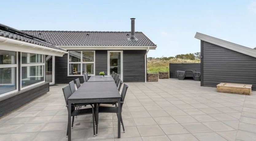 Photo of "Alli" - 800m from the sea