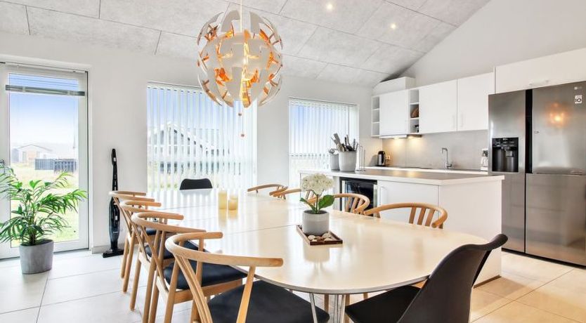 Photo of "Edgar" - 1.5km from the sea