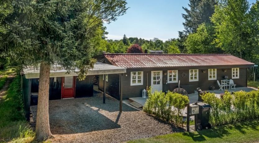 Photo of "Ilena" - 16.3km from the sea