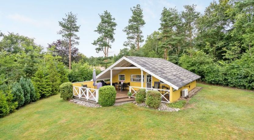 Photo of "Hannelise" - 30km from the sea