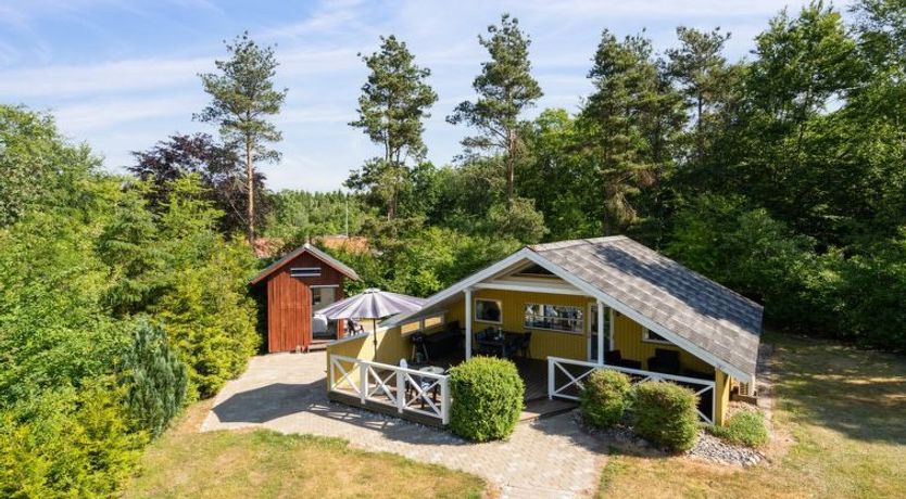 Photo of "Hannelise" - 30km from the sea