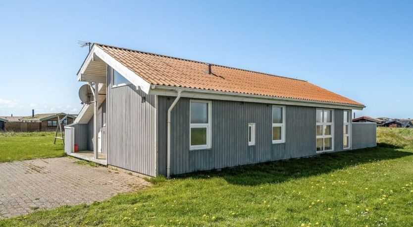 Photo of "Thorbiorn" - 350m from the sea