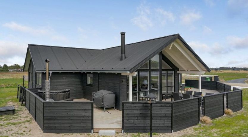 Photo of "Ina" - 1.2km from the sea