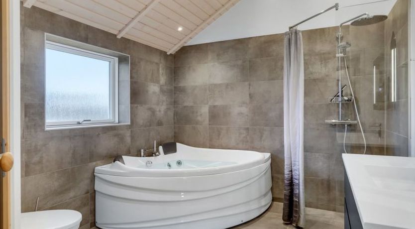 Photo of "Ano" - 950m from the sea