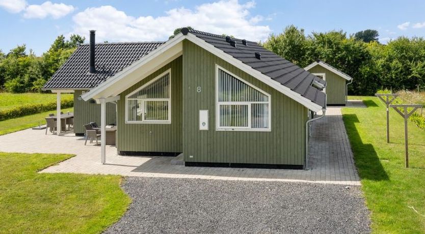 Photo of "Ano" - 950m from the sea