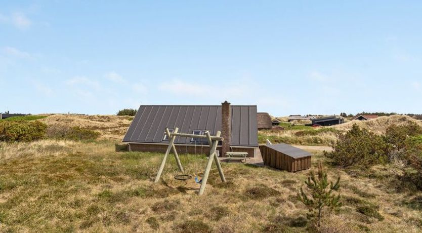 Photo of "Alleta" - 600m from the sea