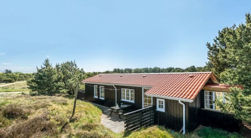 Photo of "Neija" - 800m from the sea