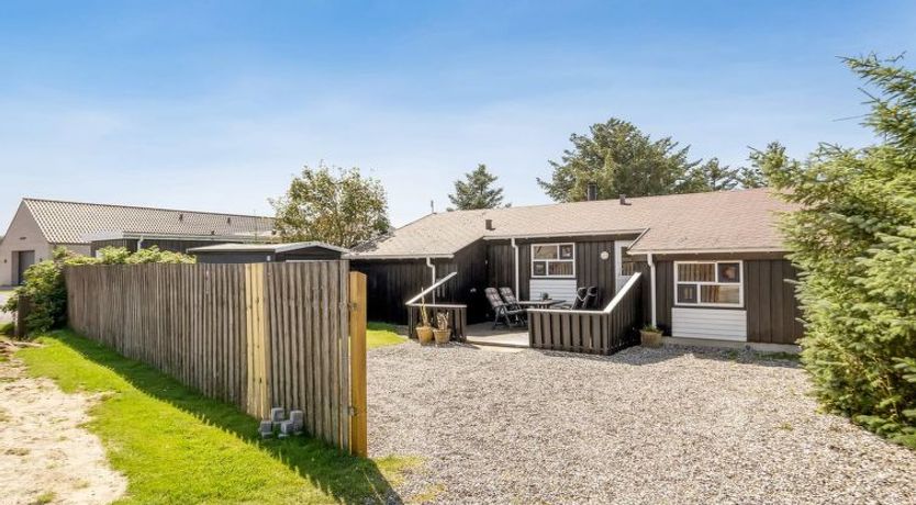 Photo of "Lazorka" - 450m from the sea