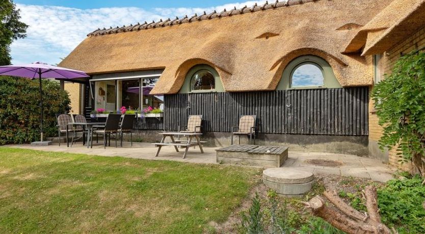 Photo of "Edithe" - 250m from the sea