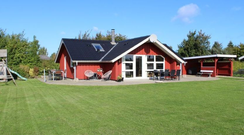 Photo of "Thorgot" - 400m from the sea