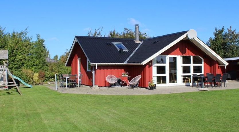 Photo of "Thorgot" - 400m from the sea