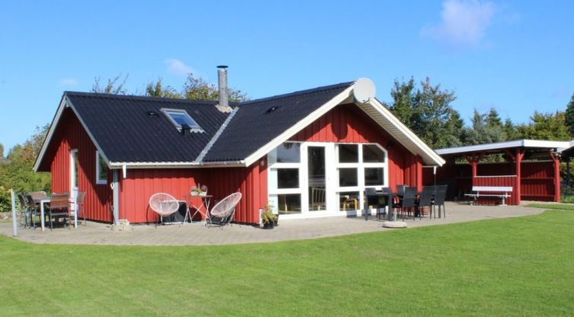 Photo of "Thorgot" - 400m from the sea