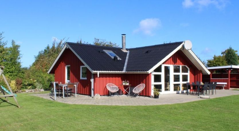 Photo of "Thorgot" - 400m from the sea