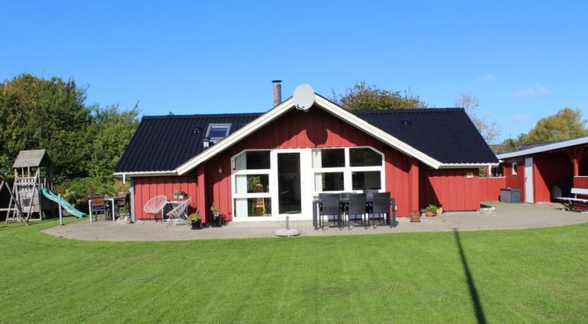 Photo of "Thorgot" - 400m from the sea